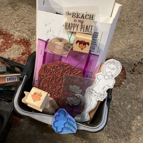 Bundles of clear/rubber stamps - Picture 2 of 5